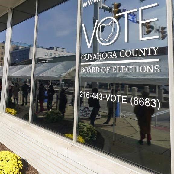 Law firm for Democrats files suit against Ohio election law